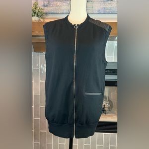 Rapha women's full zip merino wool vest XL Black with Pink Accent